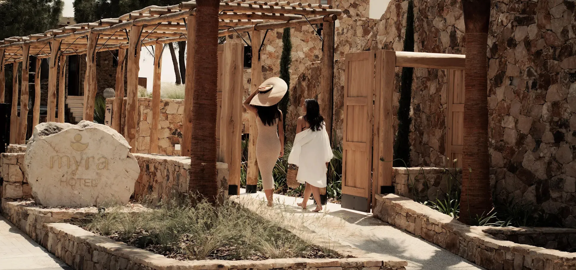 Myra Hotel Kavala 4 Stars